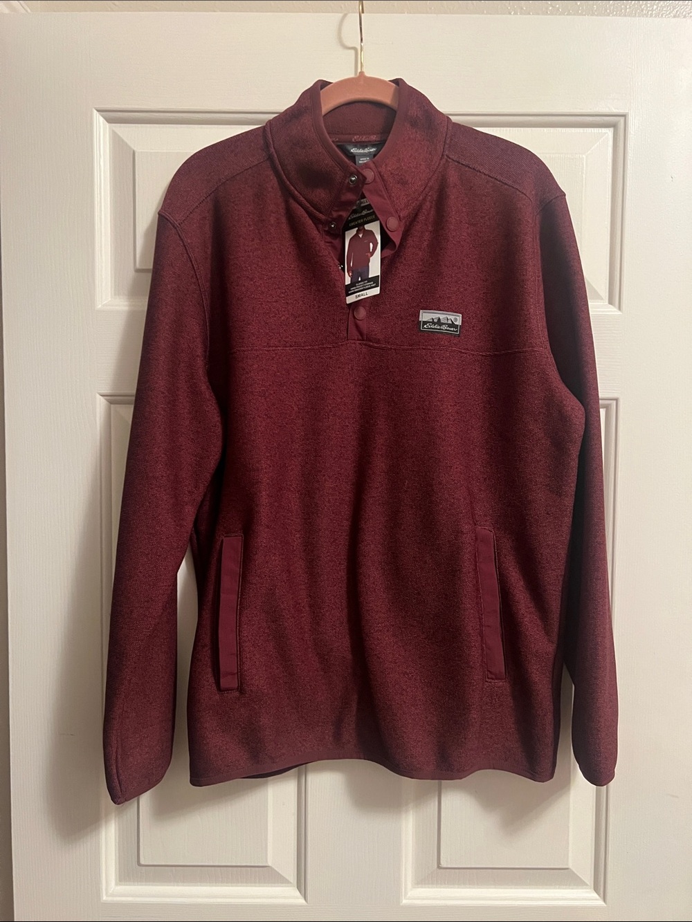 Eddie Bauer  Tide Men’s Burgundy SweaterNWT size S